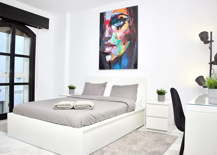 Second Line Puerto Banus Top Floor Apartment